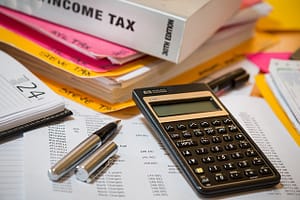 Read more about the article Common Tax Mistakes People in Canada Make